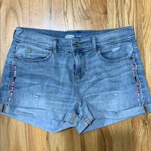 Old navy boyfriend denim shorts NWOT embroidered